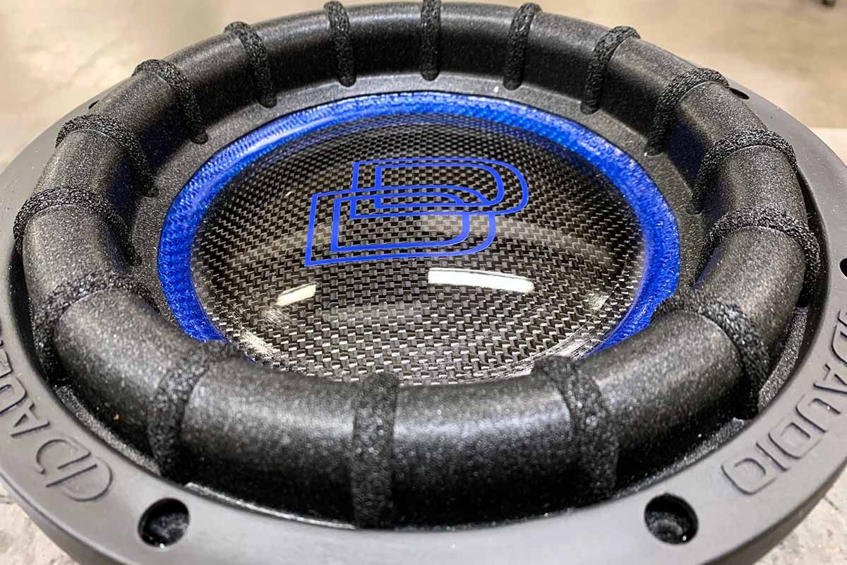 USA Made subwoofer blue carbon fiber cone, black high gloss carbon fiber dust cap and blue DD classic logo