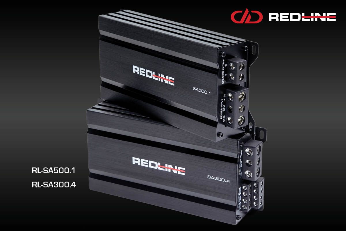 photo of DD REDLINE SA500.1 and SA300.4 amplifiers stacked on top of each other