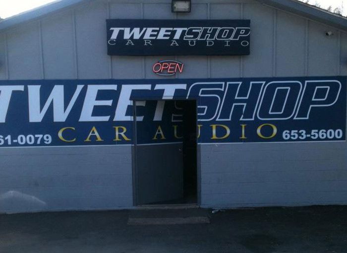 Dealer Highlight: Tweet Shop - cover