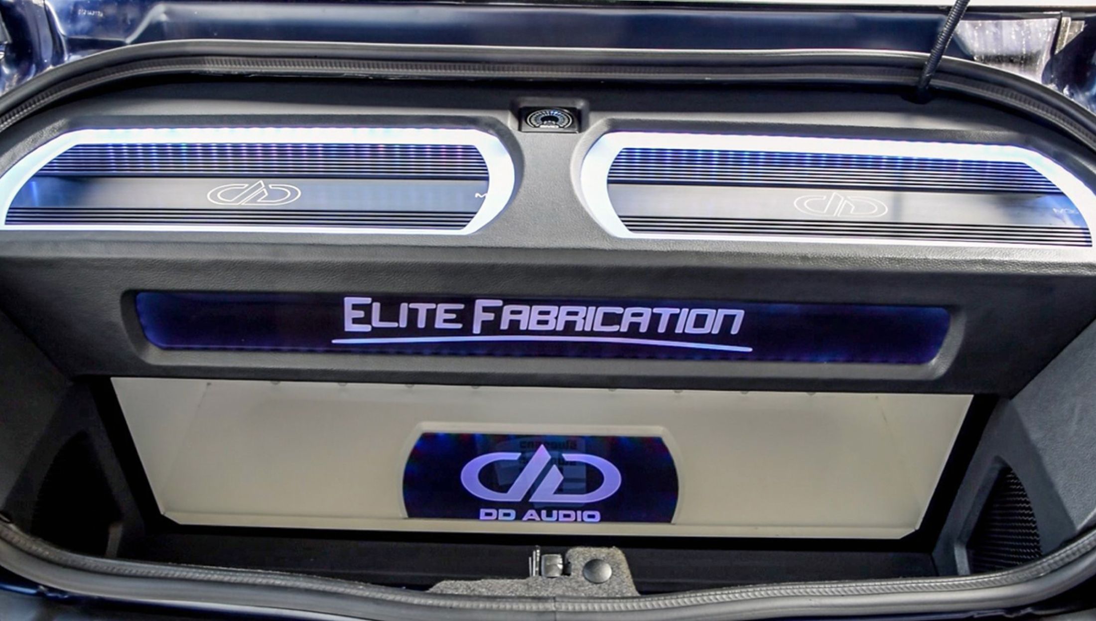 Install Highlight - Dodge Challenger - cover
