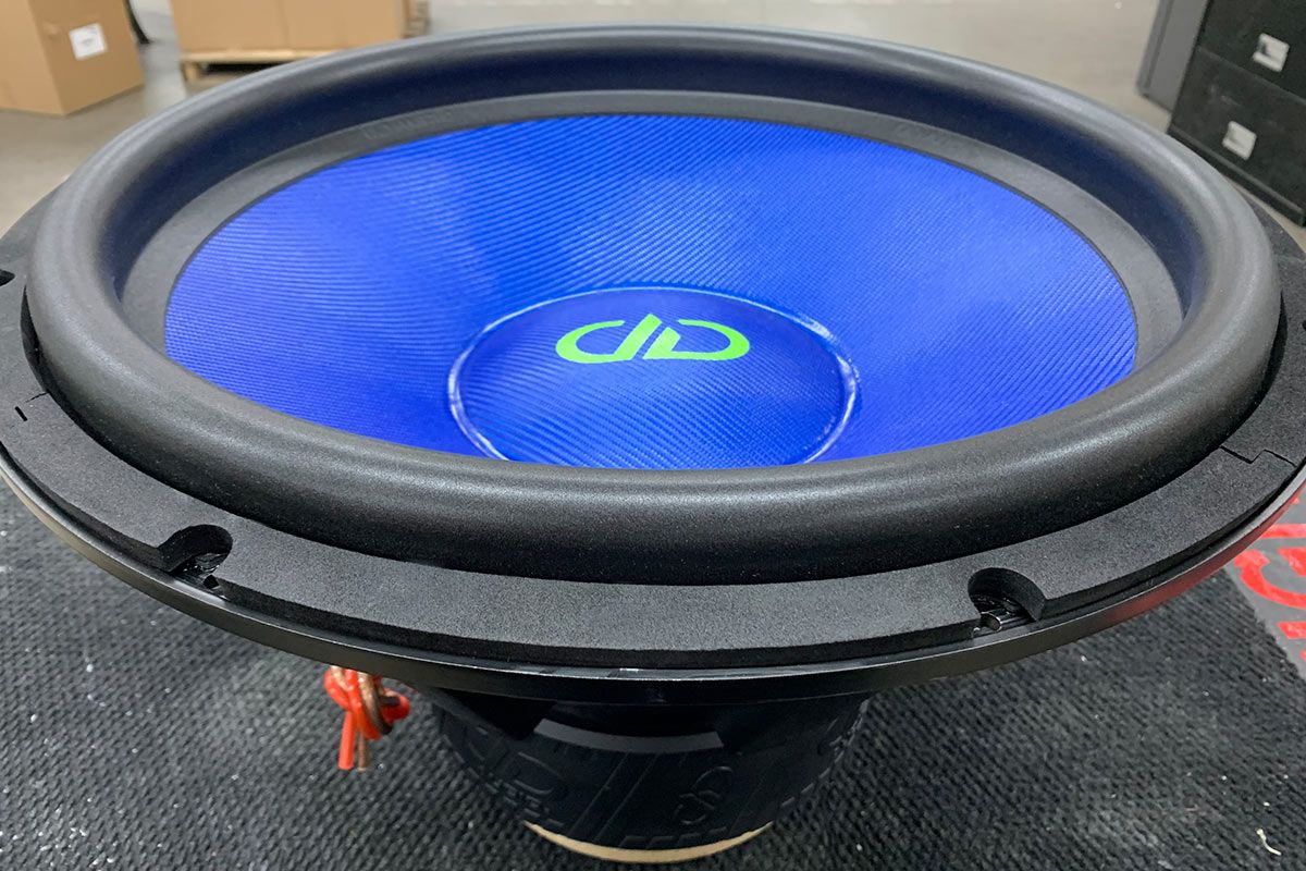 made in usa 21 inch 9900 subwoofer with blue composite cone and dust cap with lime green DD logo