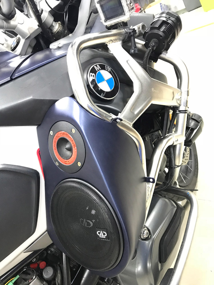 Yin Jiang Car Audio - BMW Adventure Bike Up Close Speakers Finished