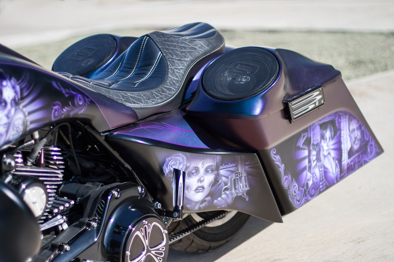 Custom Build - Harley with Custom Saddles Loaded with DD Speakers