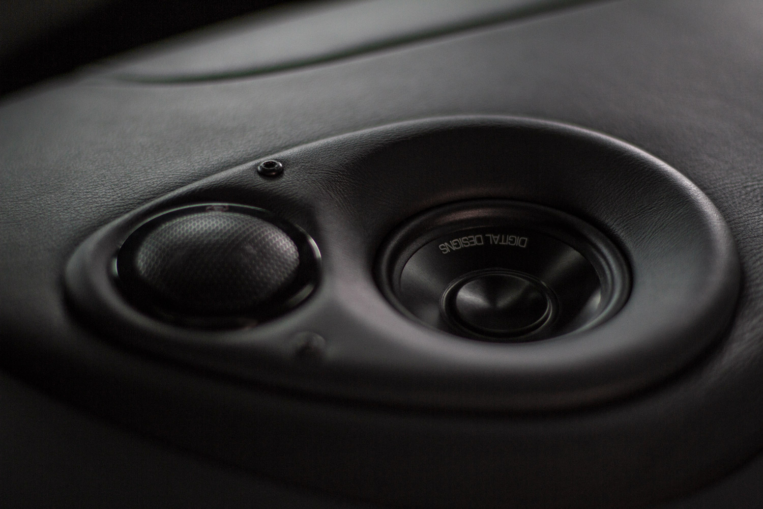 Custom Build - Porsche Panel with DD Audio Tweeters
