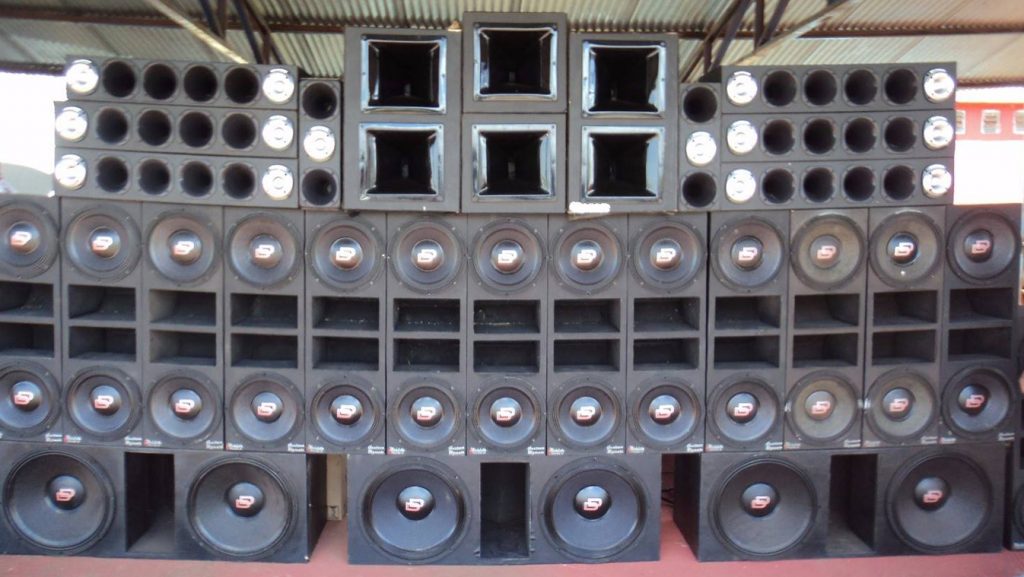 vo pa style speaker array