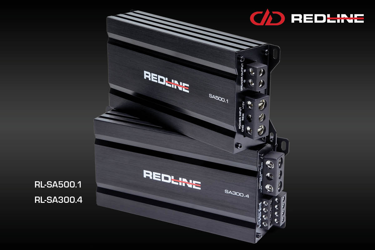 photo of DD REDLINE SA500.1 and SA300.4 amplifiers stacked on top of each other
