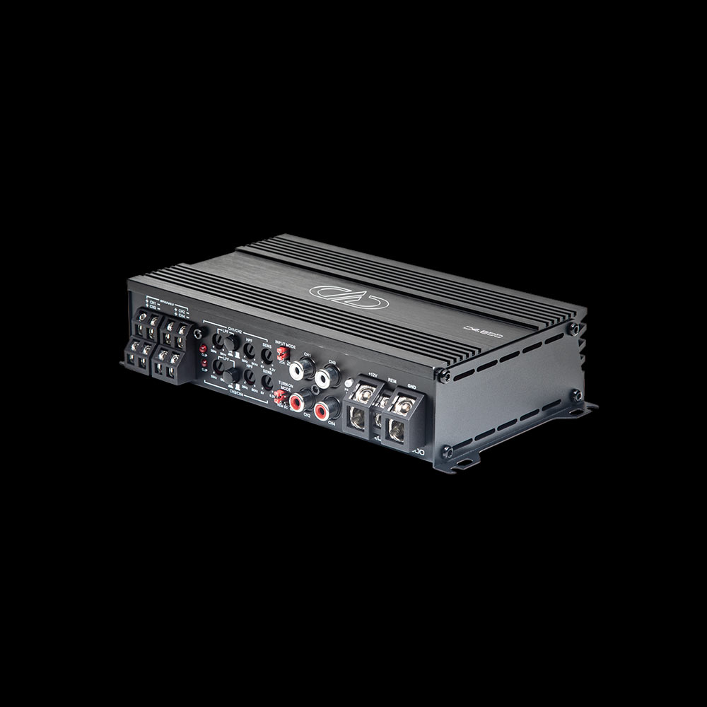 Photo of D4.800 angled back to the left showing side, top plate, and controls side panel