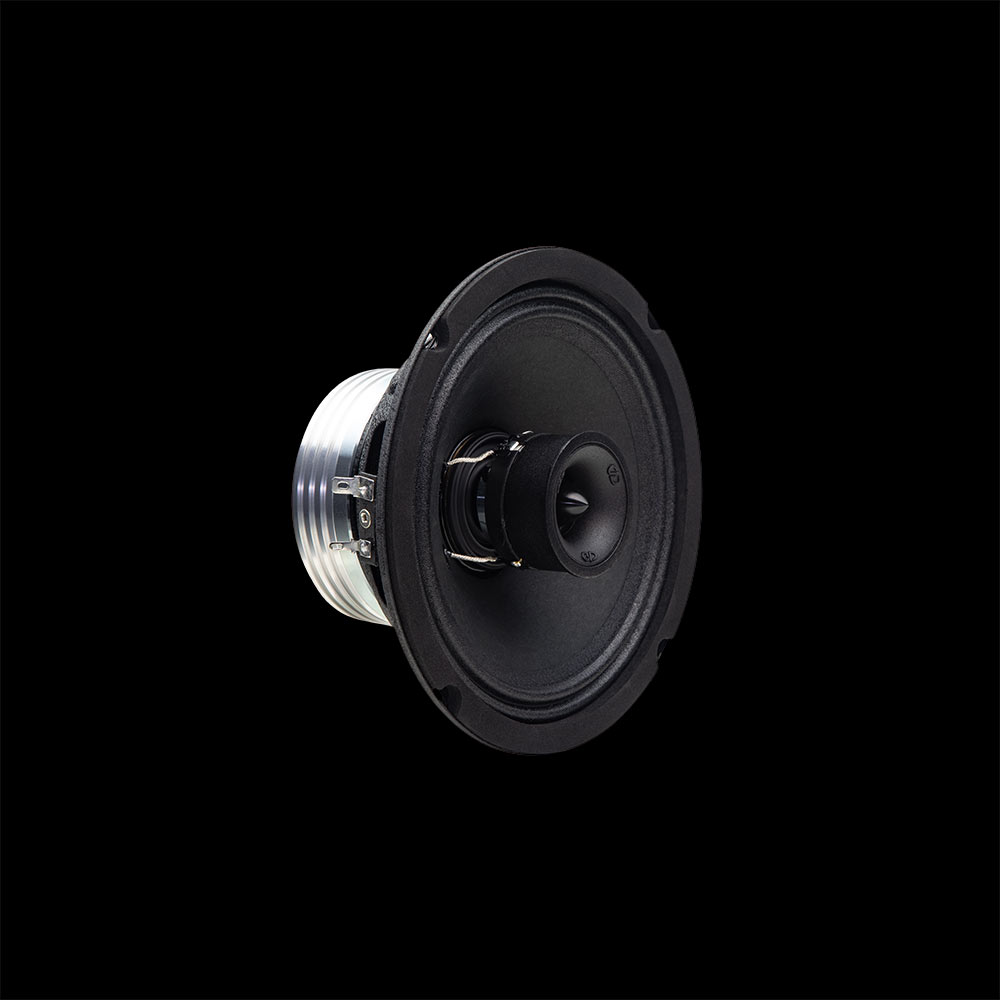 Photo of VO-XN306 angled right to show part of motor, cone and tweeter